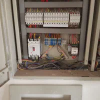 برقکار برق کارصنعتی ساختمان رفع ایراد هر مشکل برقی