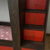 تخت دو طبقه نوجوان