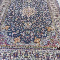 تعدادی فرش سالم بدون پوسیدگی و پارگی|فرش|ملایر, |دیوار