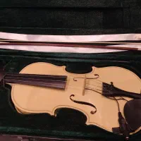ویولن ۴ ۴ دست ساز