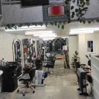 استخدام دو آرایشگر ماهر با مشتری|استخدام درمانی، زیبایی، بهداشتی|دامغان, |دیوار