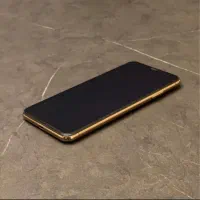 ایفون xs