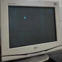 مانیتور کامپیوتر قدیمی