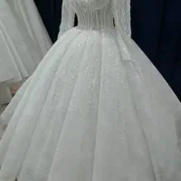 استخدام فروشنده خانم جهت مزون لباس عروس