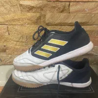 کتونی سالنی آدیداس(تاپ سالا) اورجینال|کیف، کفش، کمربند|تهران, چیتگر شمالی|دیوار