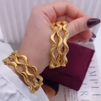 تک پوش و النگو|بدلیجات|بهار, |دیوار