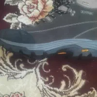 یک جفت کفش کوهستان قیمت توافقی|کیف، کفش، کمربند|لردگان, |دیوار