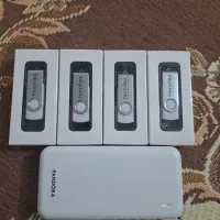 پاوربانک ۲۰ هزار و فلش مموری ۴ گیگ