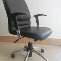 صندلی گردان اداری سالم نو