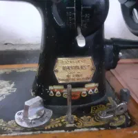 ماشین چرخ خیاطی دوشیرنشان