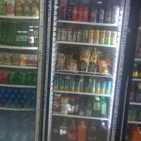 فروشنده  سوپرمارکت