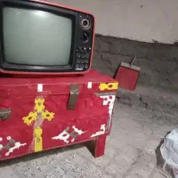 تلویزون قدیمی|کلکسیون اشیاء عتیقه|لنجان, |دیوار