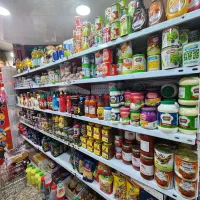 نیروی چیدمان آقا و فروشنده ی خانم|استخدام خدمات فروشگاه و رستوران|آباده, |دیوار