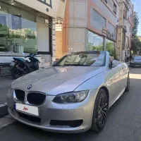 BMW320i