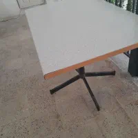 میز و صندلی