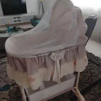 تخت کنار مادر نوزاد