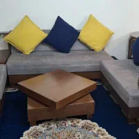 مبل راحتی ال ۶ نفره به همراه میزبار و میز جلو مبلی