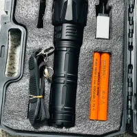 چراغ قوە t260 از برند اسمال سان