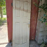 در چوبی با چهارچوب
