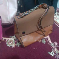 کیف|کیف، کفش، کمربند|یاسوج, |دیوار