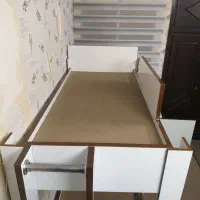 یه تخت دوطبقه و یک تخت طبقه در مجموع به قیمت 9 م|تخت و سرویس خواب|مشهد, گلبرگ شمالی|دیوار