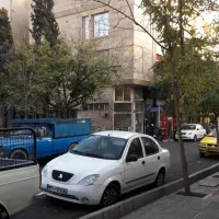 ۲۰۰ متر تجاری