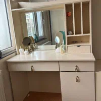 میز ارایش و تحریر