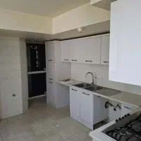 آپارتمان-سه-خواب-برج-همت-یاس-جنب-ایرانمال-ویو-باز