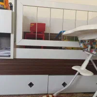 تخت کودک و صندلی غذا|اسباب و اثاث بچه|شیراز, منطقه هوایی شهید دوران|دیوار