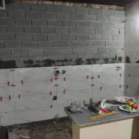 کاشی کاری و سرامیک و موزاییک قرنیز خرده کاری