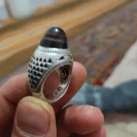 انگشتر زنبوری