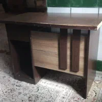 میز کامپیوتر و تحریر