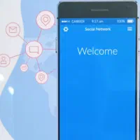 خانم/فضای مجازی واپلیکیشن ها