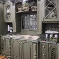 خدمات رنگ کاری وسایل چوبی
