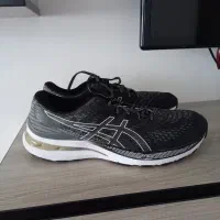 کفش آسیکس اصل (سایز ۴۲)