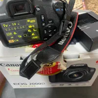 دوربین canon 2000D