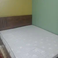 تشک رویال دونفره بسیار تمیز در حد نو