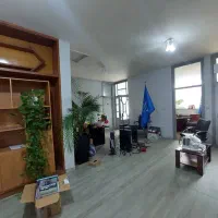 واحداداری تجاری ۲۰۰متری/۵خواب/براصلی خ امام خمینی