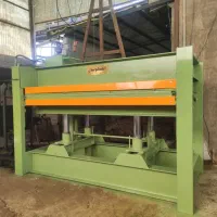 دستگاه پرس نجاری مارک آهنکوبان برای درب