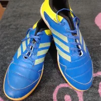 کفش فوتسال نو و در حد نو سایز ۴۲و ۴۳|کیف، کفش، کمربند|زاهدان, |دیوار