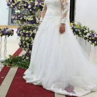 لباس عروس همراه با فنر و تور کارشده سایز 40/44