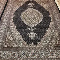 (فرش فرزین)جفت۹متری نقشه ماهی رج۴۰،هنوزپرداخت نشده|فرش|تبریز, |دیوار