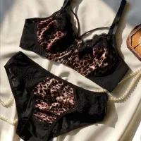 پوشاک بانوان|لباس|شیروان (خراسان), |دیوار