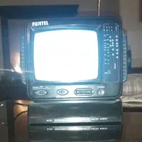 تلویزیون سیاه وسفید آنالوگ کوچک نوستالژی