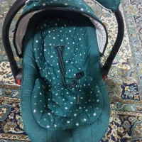 آغوشی و کریر