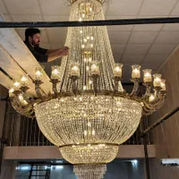کارگاه تولیدی لوستر بزرگ لوستر سپید|لوستر و چراغ آویز|تهران, چیتگر جنوبی|دیوار