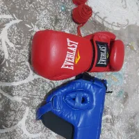 وسایل بوکس دستکش و کلاه و باند