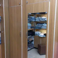 دکور و قفسه بوتیک لباس