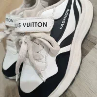 کتونی پسرونه