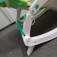 نی نی لای زیبا و در حد نو نو|تخت و صندلی بچه|اصفهان, همدانیان|دیوار